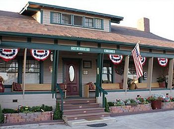 Buffalo Pointe Inn Williams Zewnętrze zdjęcie